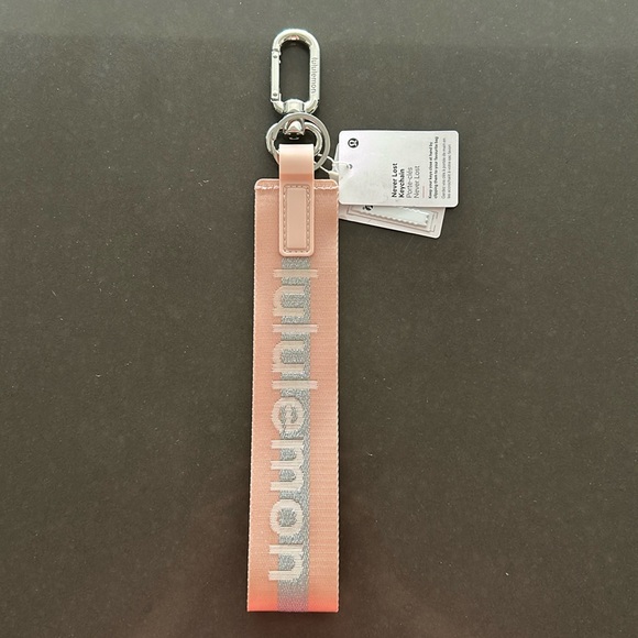 Lululemon Never Lost Keychain - Picture 5 of 6